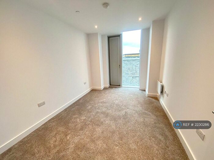 2 Bedroom Flat To Rent In Dantzic Street, Manchester, M4