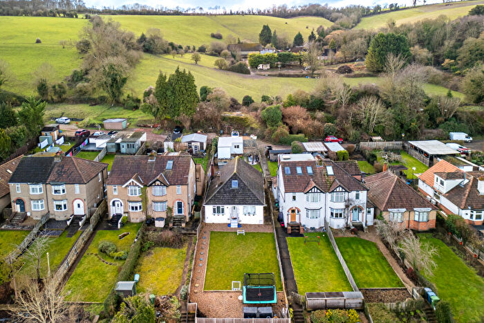 5 Bedroom Bungalow For Sale In Kingsmead Road, High Wycombe, Buckinghamshire, HP11