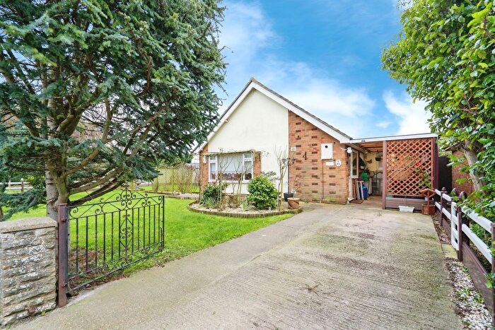 2 Bedroom Detached Bungalow For Sale In Broadwood Close, Trimingham, Norwich, NR11