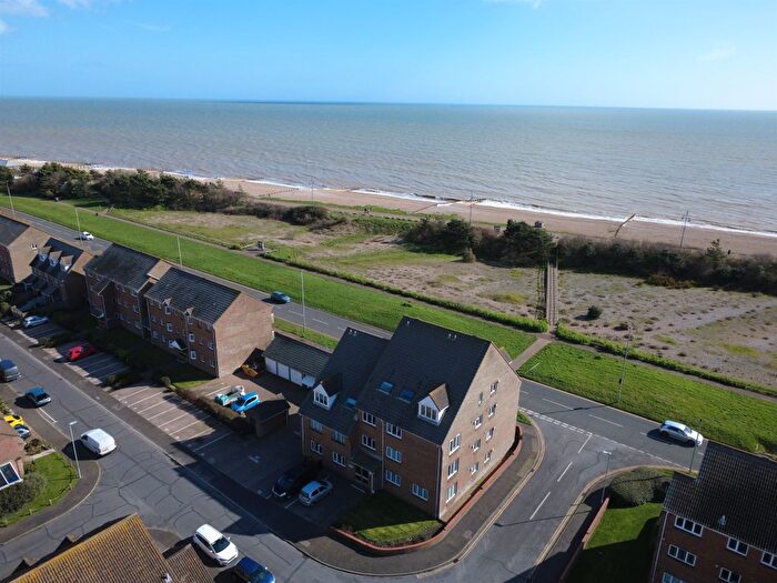 2 Bedroom Flat For Sale In Blakes Way, Eastbourne, BN23