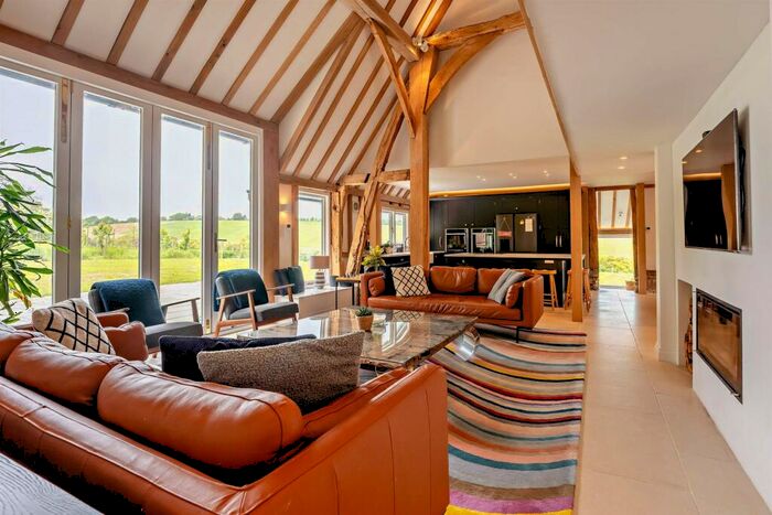 4 Bedroom Barn Conversion For Sale In Whiteacre Lane, Waltham, Canterbury, Kent, CT4