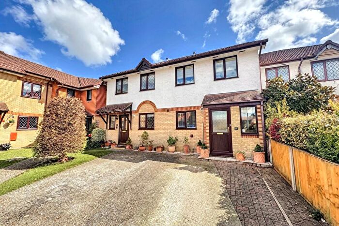 3 Bedroom Terraced House For Sale In Sandford, BH20