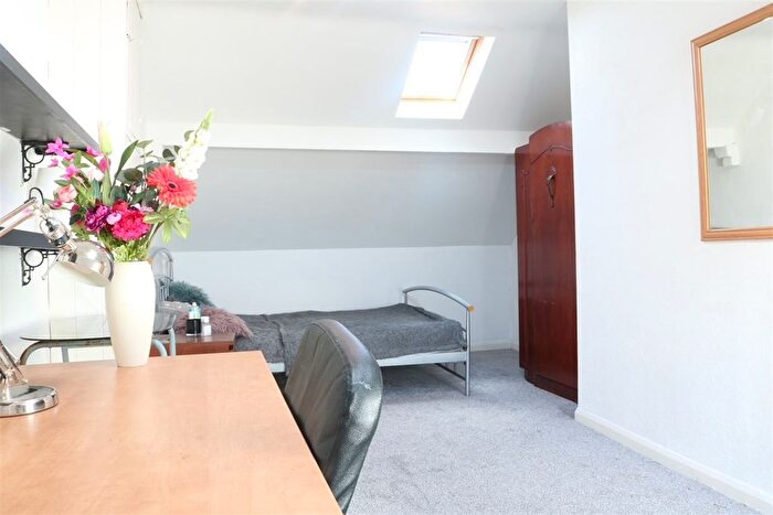 4 Bedroom Terraced House To Rent In Claude Street, NG7