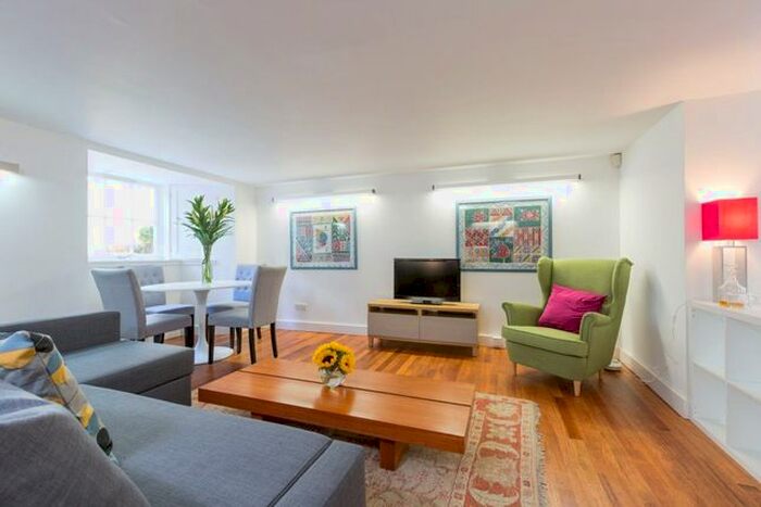 1 Bedroom Flat To Rent In Dundas Street, New Town, Edinburgh, EH3