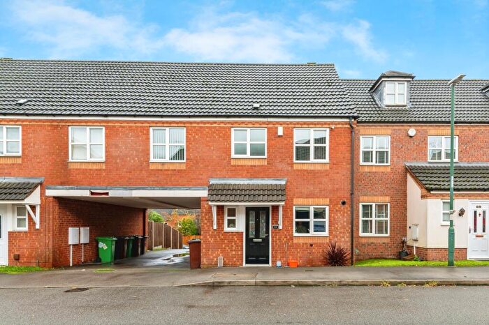 4 Bedroom Semi Detached House For Sale In Edmonstone Crescent, Nottingham, Nottinghamshire, NG5