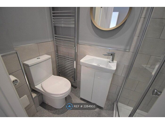 2 Bedroom Flat To Rent In Addington Road, Reading, RG1