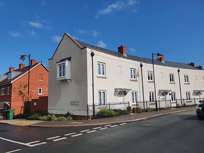 3 Bedroom House To Rent In Orchard Mead, Berewood, PO7