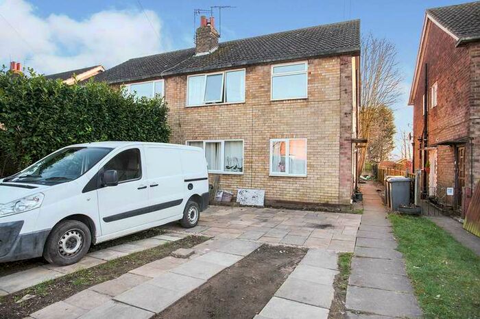 2 Bedroom Apartment To Rent In Tudor Road, Nuneaton, Warwickshire, CV10