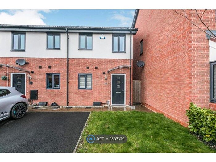 2 Bedroom End Of Terrace House To Rent In Stokesay Close, Chelmsley Wood, Birmingham, B37