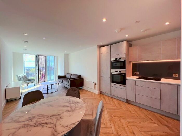 2 Bedroom Apartment To Rent In Silvercroft Street, Manchester, Greater Manchester, M15