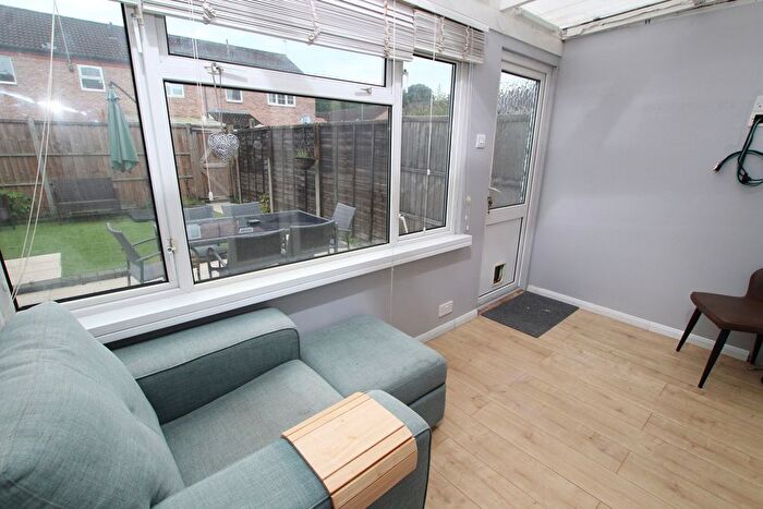 2 Bedroom Terraced House For Sale In Astleham Road, Shepperton, TW17