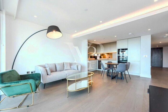 2 Bedroom Flat To Rent In The Dumont, Vauxhall, London, SE1