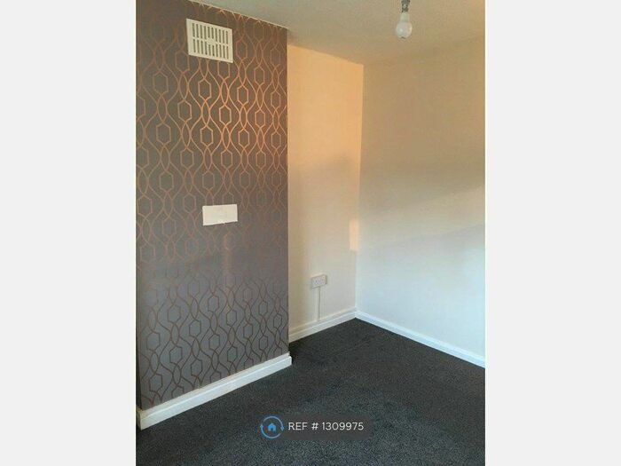 1 Bedroom Maisonette To Rent In Winchcombe Road, Carshalton SM5