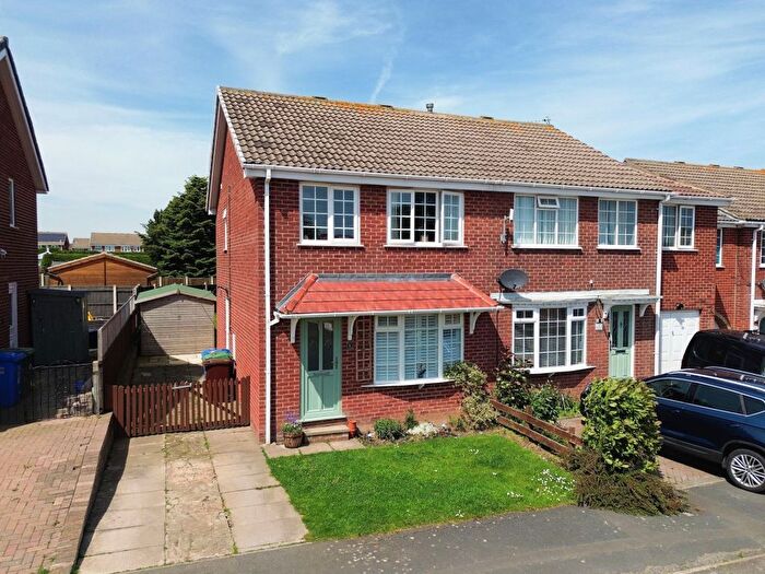 3 Bedroom Semi-Detached House For Sale In Heather Drive, Whitby, YO22