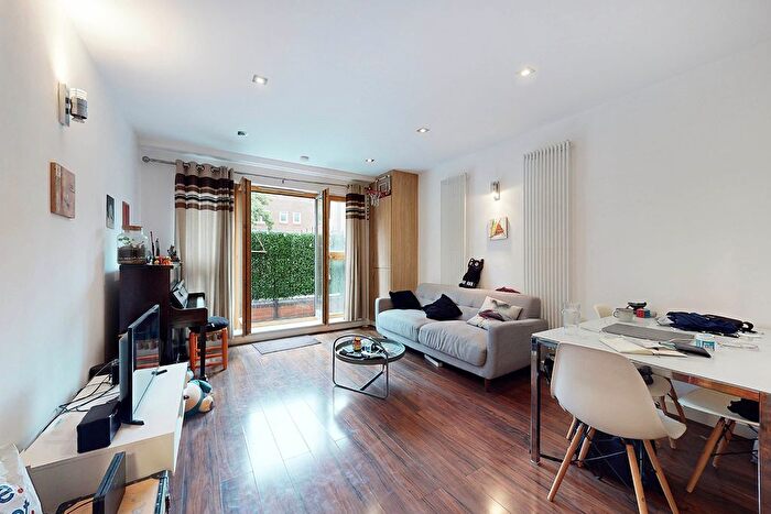 1 Bedroom Flat To Rent In Chicksand Street, London, E1