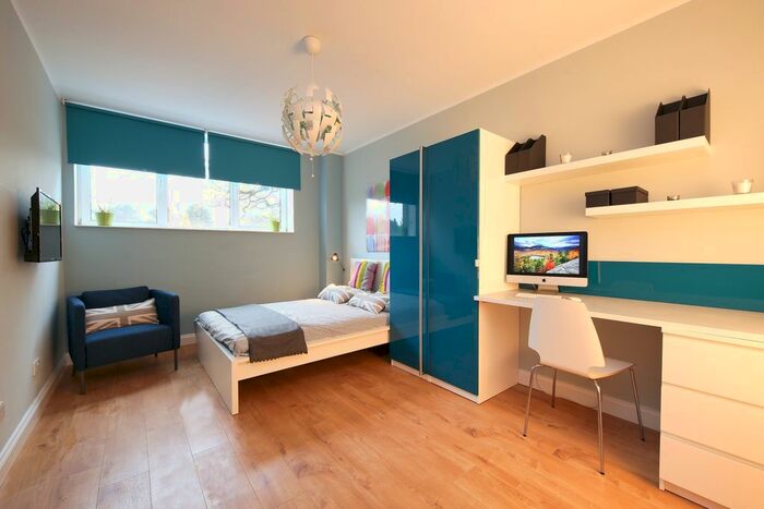 6 Bedroom Flat To Rent In Library Court, Fairoak Road, Cathays, CF24