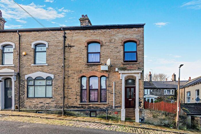 9 Bedroom Terraced House For Sale In Savile Park Street, Halifax, HX1