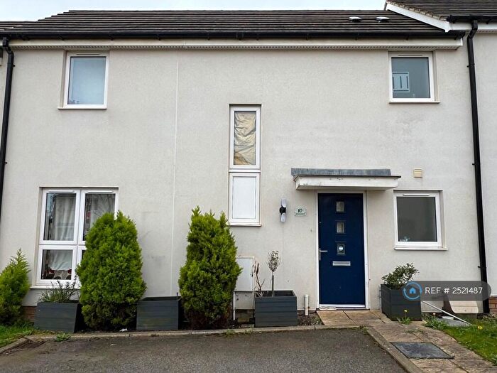 3 Bedroom Terraced House To Rent In Madura Gardens, Whitehouse, Milton Keynes, MK8