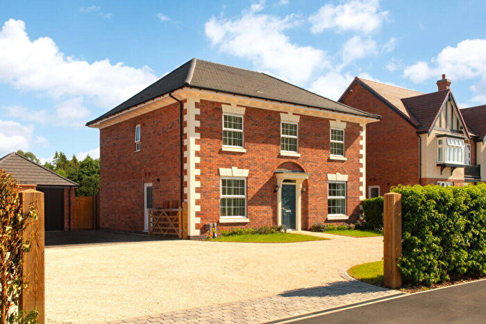 4 Bedroom Detached House For Sale In Roman Road, Harpole, NN7