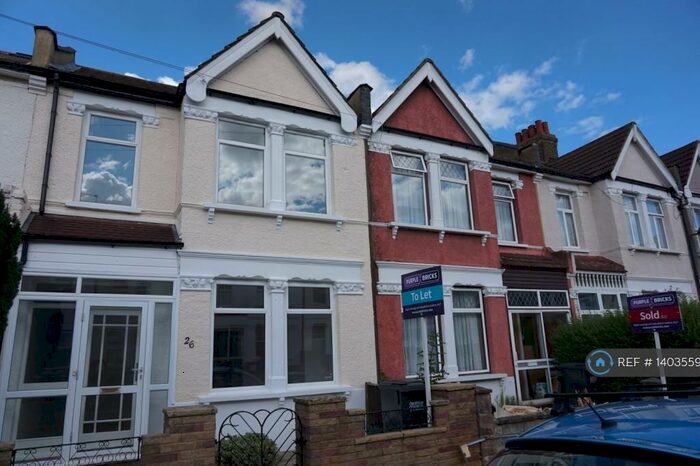 3 Bedroom Terraced House To Rent In Cumberland Road, London, SE25