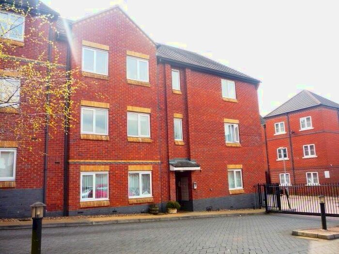 2 Bedroom Flat To Rent In Dryland Street, Town Centre, Kettering, NN16