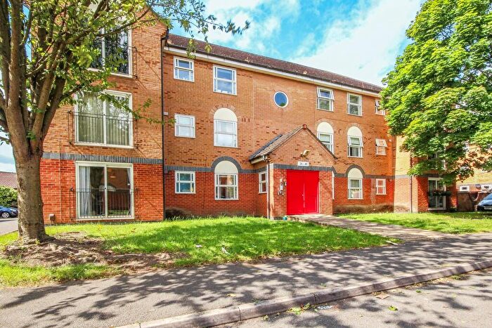 2 Bedroom Flat To Rent In James Close, Derby, DE1
