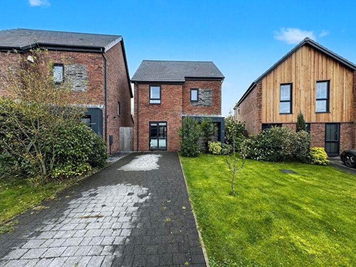 3 Bedroom Detached House For Sale In Hindburn Drive, Preston, PR3