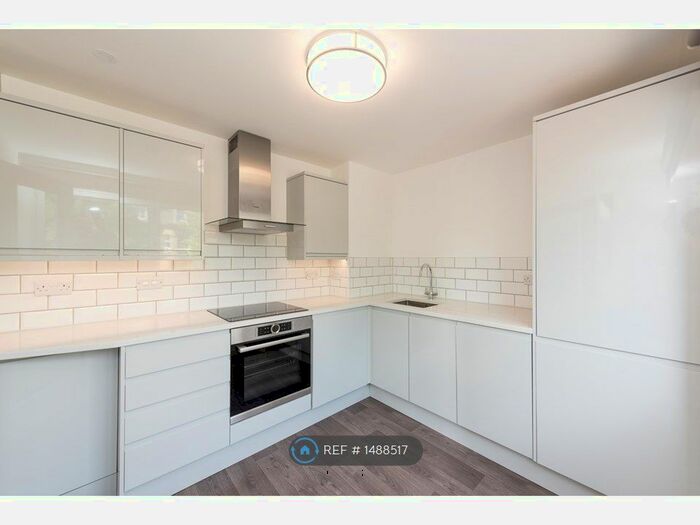 1 Bedroom Flat To Rent In Cromwell Road, Hove, BN3