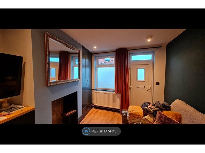 2 Bedroom Terraced House To Rent In West Street, Leek, ST13