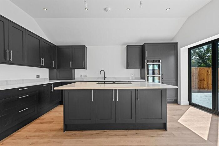 3 Bedroom Detached Bungalow For Sale In New Road, Little Burstead, Billericay, CM12