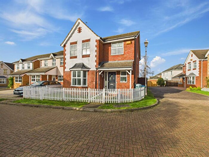 4 Bedroom Detached House For Sale In The Falcon, Watermead, Aylesbury, HP19