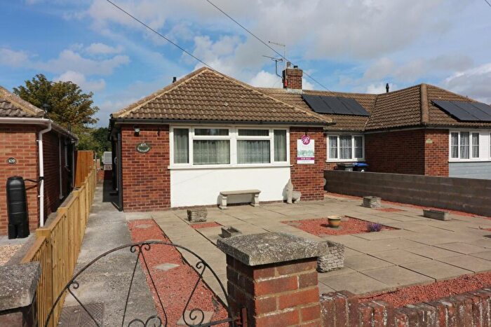 3 Bedroom Semi-Detached Bungalow For Sale In Woodnesborough Road, Sandwich, Kent, CT13