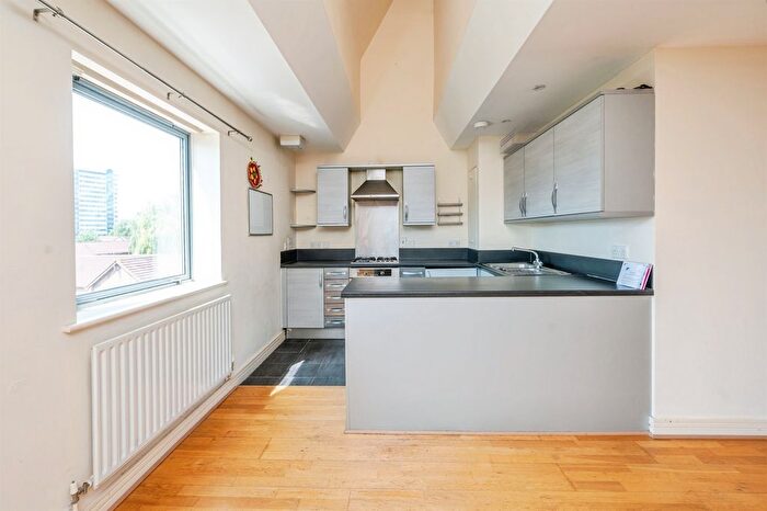 3 Bedroom Flat For Sale In Sheepcote Street, Birmingham, B16