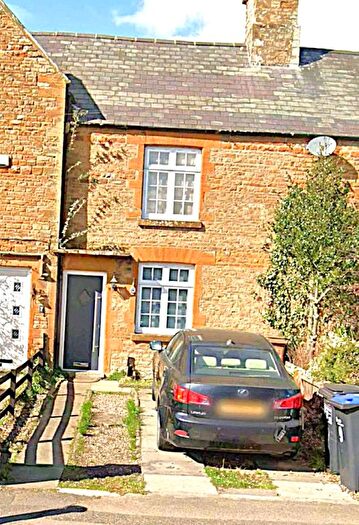 3 Bedroom Terraced House To Rent In Quarry Road, Northampton, NN5