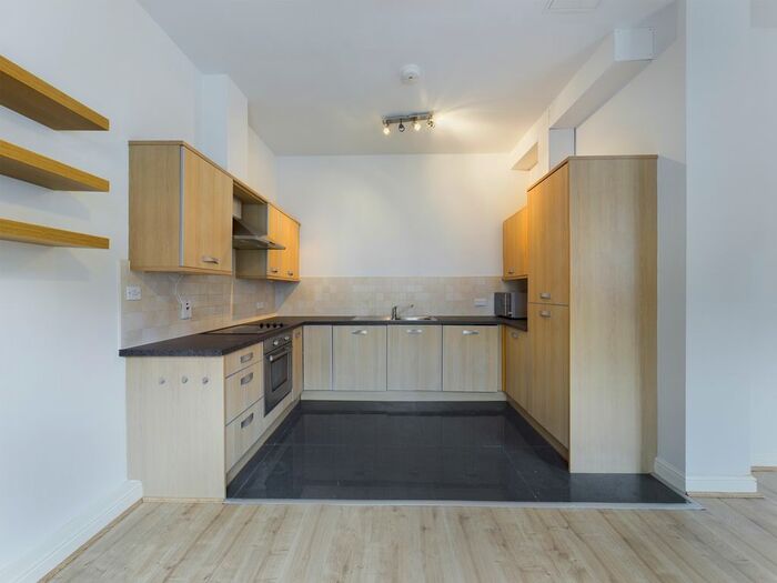 1 Bedroom Flat To Rent In Kings Court, Wright Street, HU2