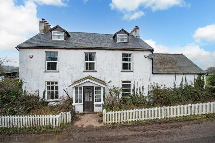 5 Bedroom Detached House For Sale In Banbury Lane, NN7