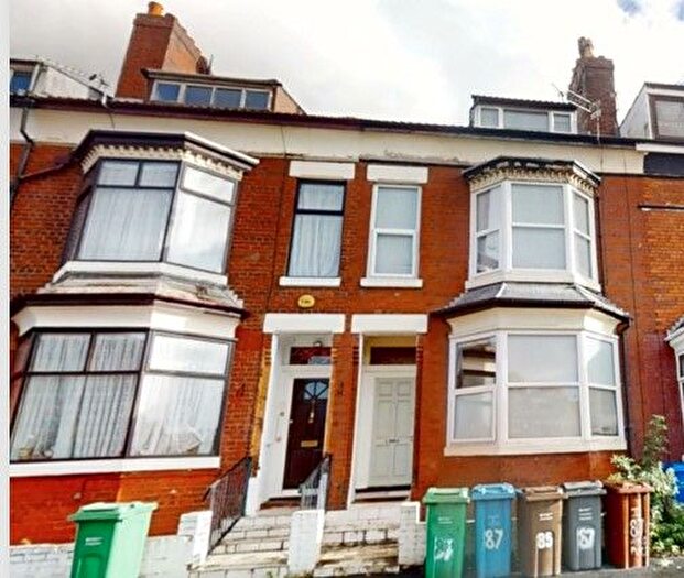 6 Bedroom Terraced House To Rent In Heald Place, Rusholme, Manchester, M14