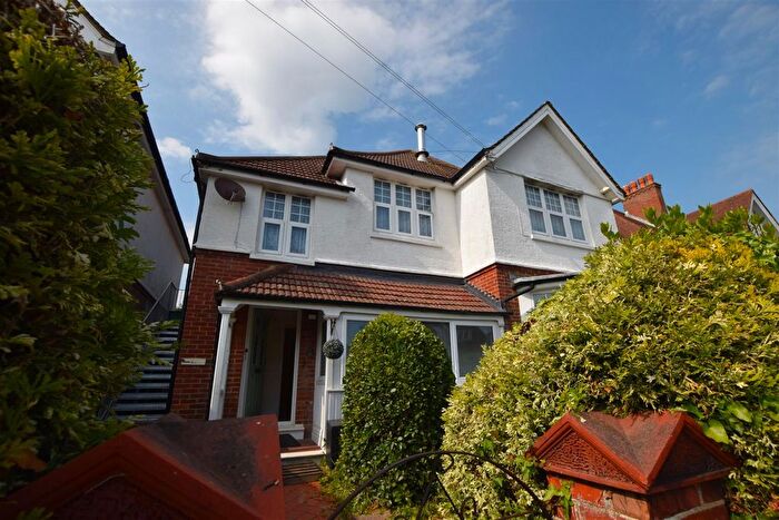 2 Bedroom Flat To Rent In Terminus Avenue, Bexhill-On-Sea, TN39