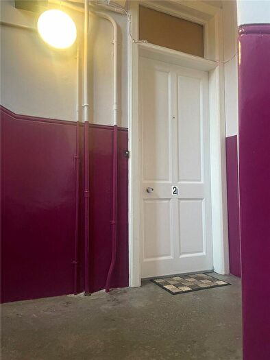 2 Bedroom Flat To Rent In High Street, Dalkeith, Midlothian, EH22