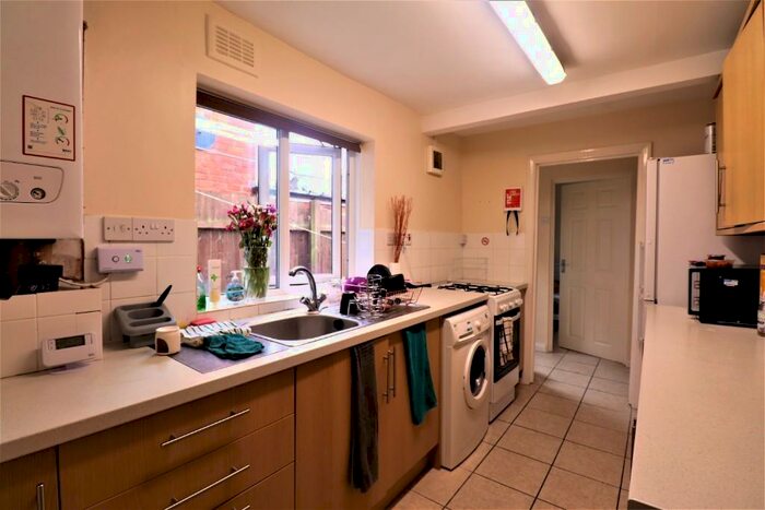 4 Bedroom Terraced House To Rent In Sefton Road, Birmingham, B16
