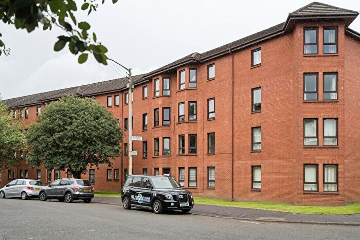 1 Bedroom Flat To Rent In Durward Court, Shawlands, Glasgow, G41