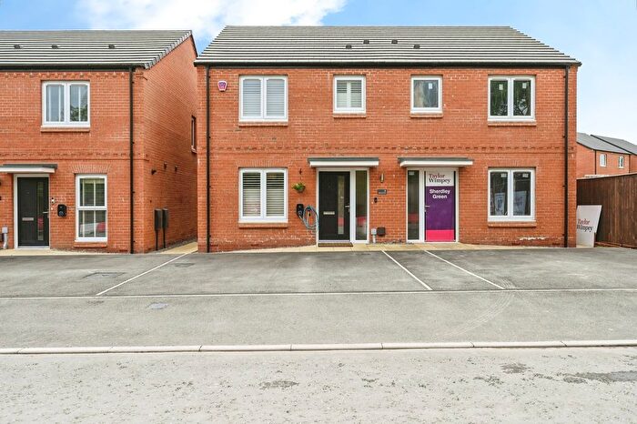 3 Bedroom Semi-detached House For Sale In Little Lea Drive, St. Helens, Merseyside, WA9