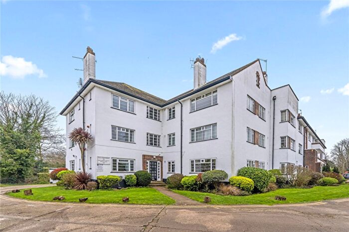 3 Bedroom Flat For Sale In Cavendish House, Twickenham, TW1
