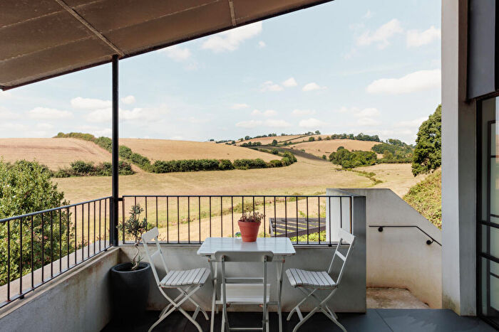 5 Bedroom Detached House For Sale In Lyndale, Thorverton, Devon, EX5