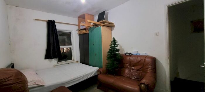 1 Bedroom Semi-Detached House To Rent In Ringslade Road, London, N22