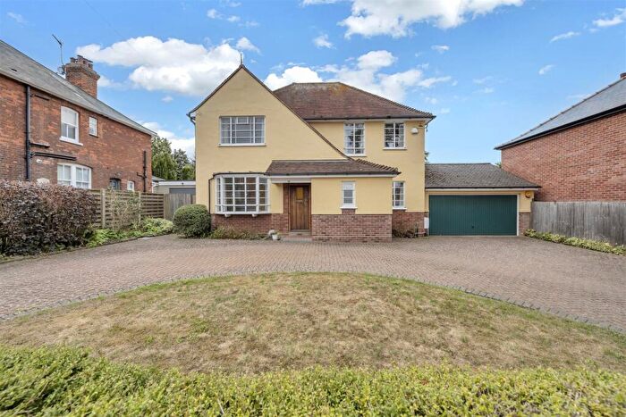 4 Bedroom Detached House For Sale In Northgate Avenue, Bury St. Edmunds, IP32