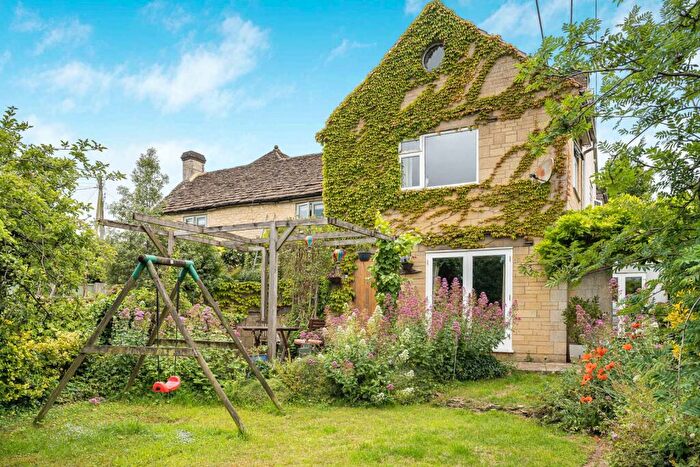 4 Bedroom Semi-Detached House For Sale In Star Hill, Forest Green, Nailsworth, Stroud, GL6