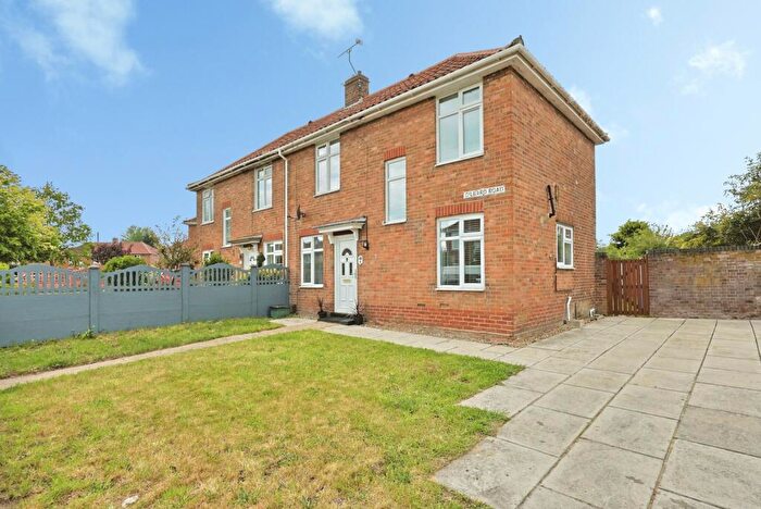 4 Bedroom Semi-Detached House For Sale In Gilbard Road, Norwich, Norfolk, NR5