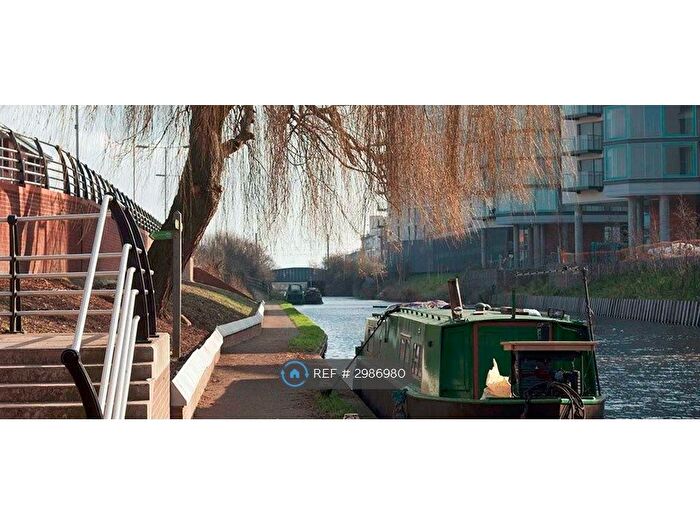 2 Bedroom Flat To Rent In Navigation Building, Hayes, UB3