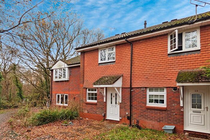 2 Bedroom House To Rent In Springford Gardens, SO16